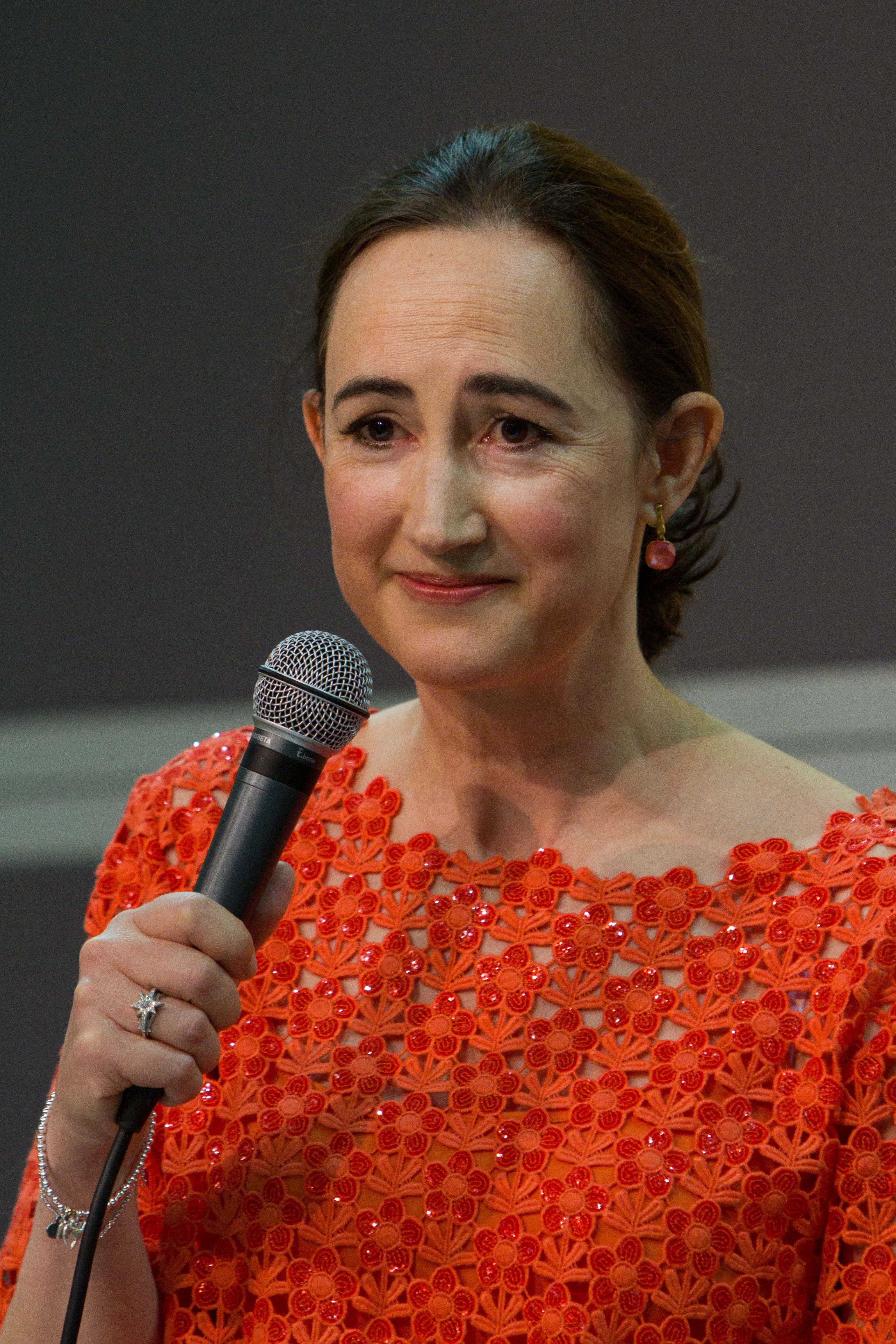Scriitoarea Sophie Kinsella a murit la 55 de ani. Era autoarea romanelor bestseller „Shopaholic”