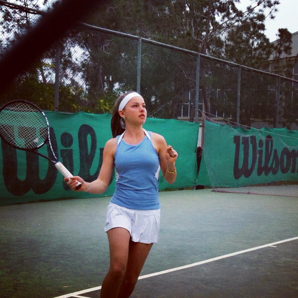 TENIS / Caz NEBUN: un antrenor român și-a BĂTUT fata chiar pe terenul de joc!