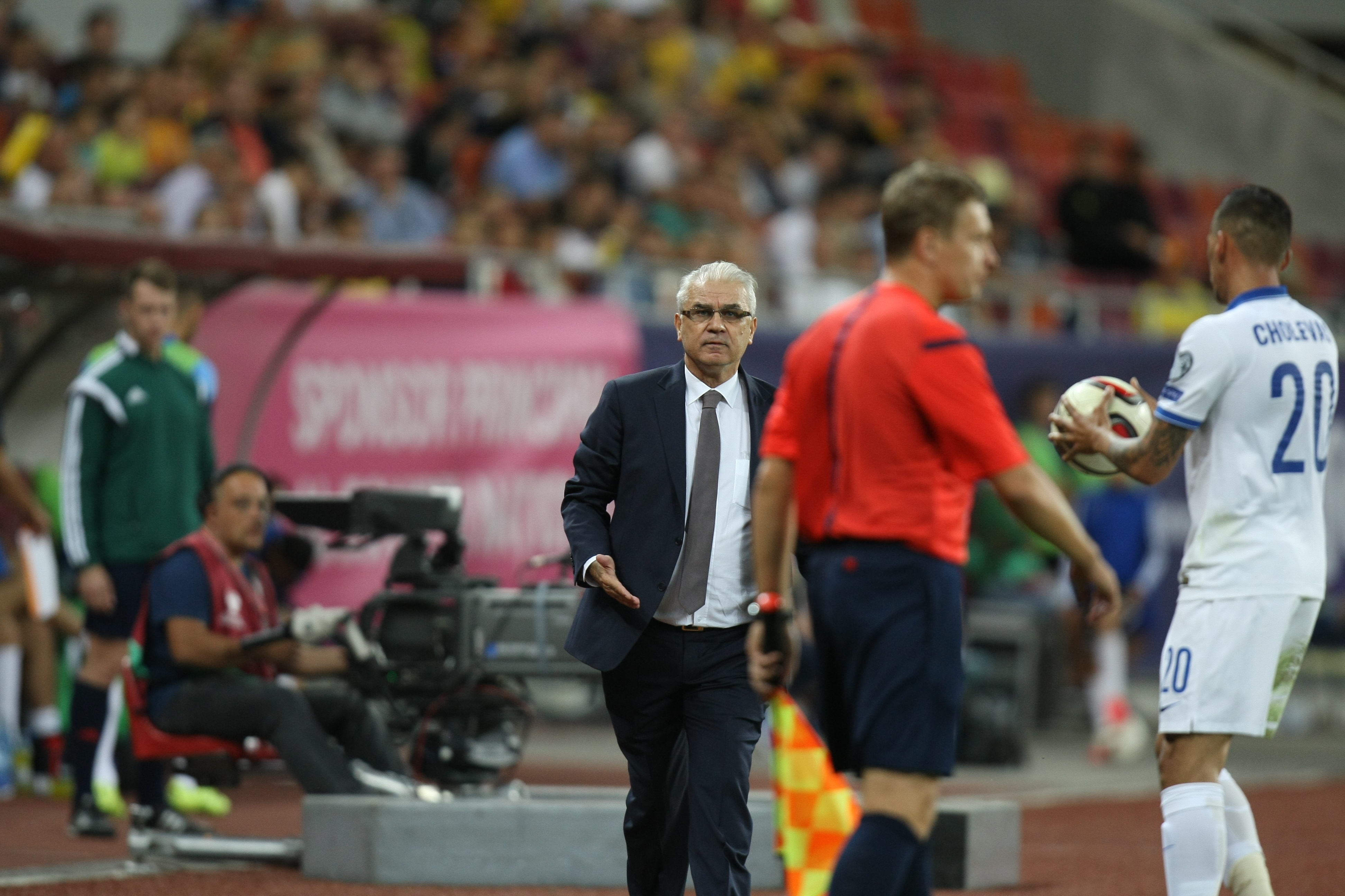 Apărare beton, atac de carton! Naționala României gâfâie în drum spre Euro 2016. Avem cea mai bună defensivă din istorie, dar suntem în pragul cele mai mari crize ofensive din ultimii 67 de ani