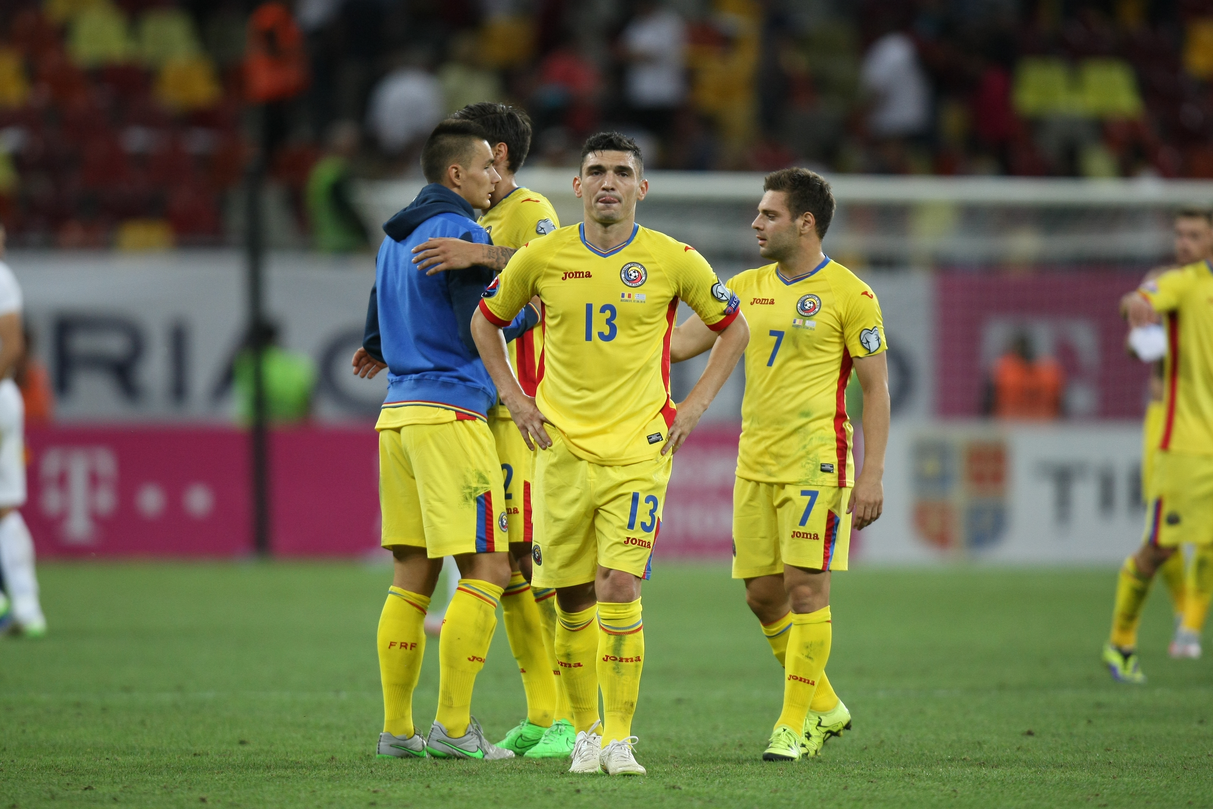 Apărare beton, atac de carton! Naționala României gâfâie în drum spre Euro 2016. Avem cea mai bună defensivă din istorie, dar suntem în pragul cele mai mari crize ofensive din ultimii 67 de ani