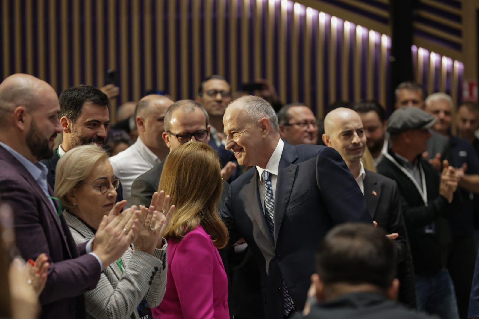 Mircea Geoană și-a lansat programul politic „Angajamentul pentru România: Schimbarea adevărată pentru un deceniu al renașterii naționale”