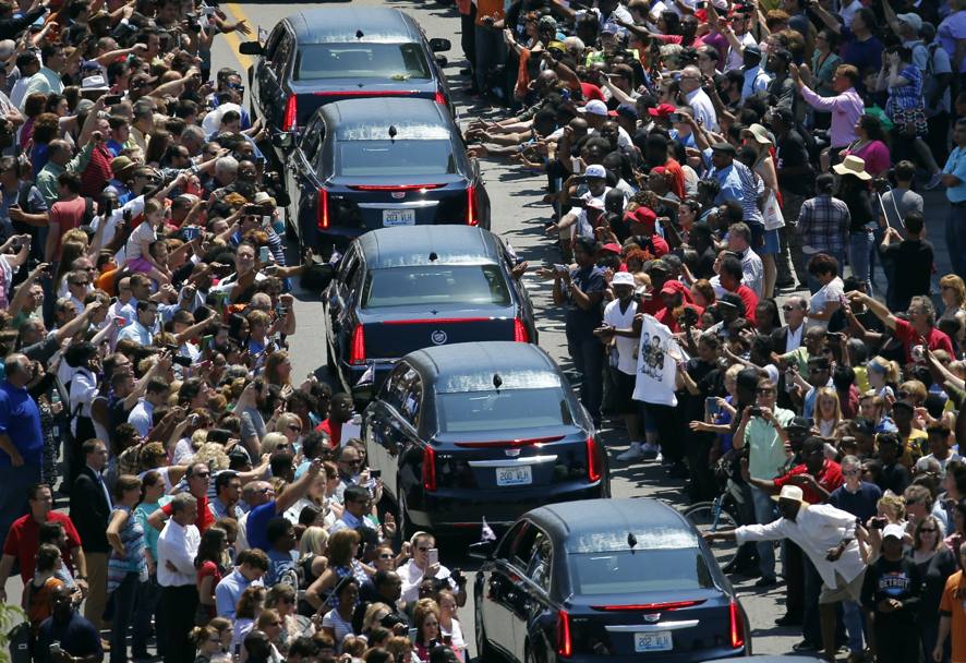 Funeraliile lui Muhammad Ali! 50 de fotografii care îți vor tăia respirația. Ultimul drum al ”celui mai mare”! GALERIE FOTO