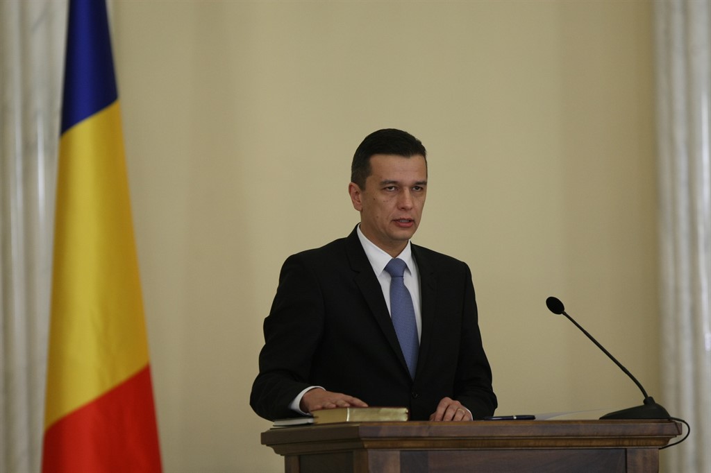 Cabinetul Grindeanu a depus jurământul; Iohannis, către Dragnea: Aflarăm de la televizor că sunteți singurul care cunoaște programul de guvernare: Învățați-i și pe ei! / GALERIE FOTO