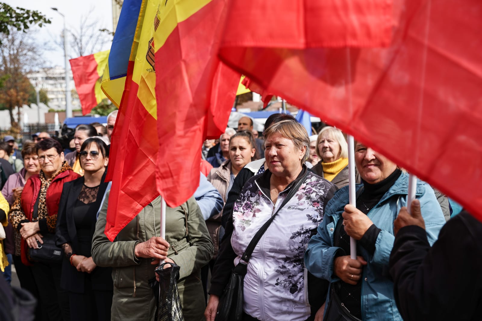 Protest la Chișinău după alegerile parlamentare din Republica Moldova. A durat doar 30 de minute și a avut câteva sute de participanți