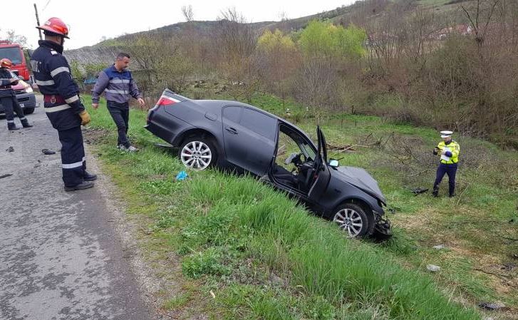 Șofer nevinovat, mort într-un accident în Cluj. A fost izbit în plin de un tânăr care circula cu viteză (FOTO & VIDEO)