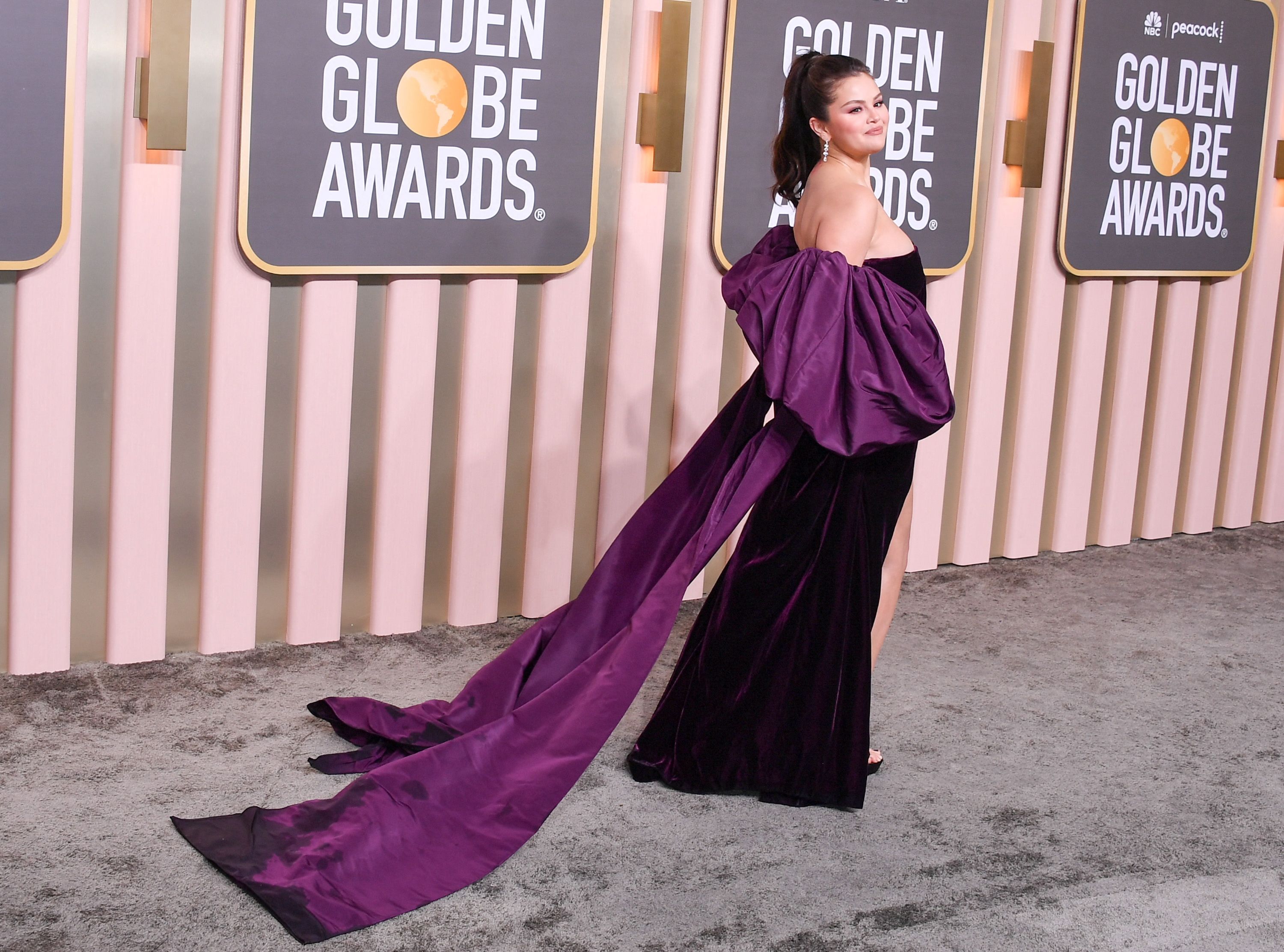 Selena Gomez a explicat de ce s-a îngrășat: „Prefer să fiu sănătoasă”. Actrița a fost criticată după ultima apariție pe covorul roșu