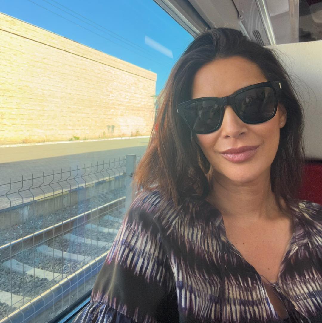 Andreea Berecleanu și Constantin Stan au mers cu trenul la mare. Escapadă cu peripeții. „Credeați că am abandonat obiceiul?”