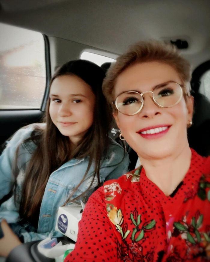 Fiica lui Teo Trandafir a urcat pentru prima dată pe podium: „Îmi doresc să vă arăt un pic mai mult cine sunt”. Ce sfat a primit Maia de la mama sa