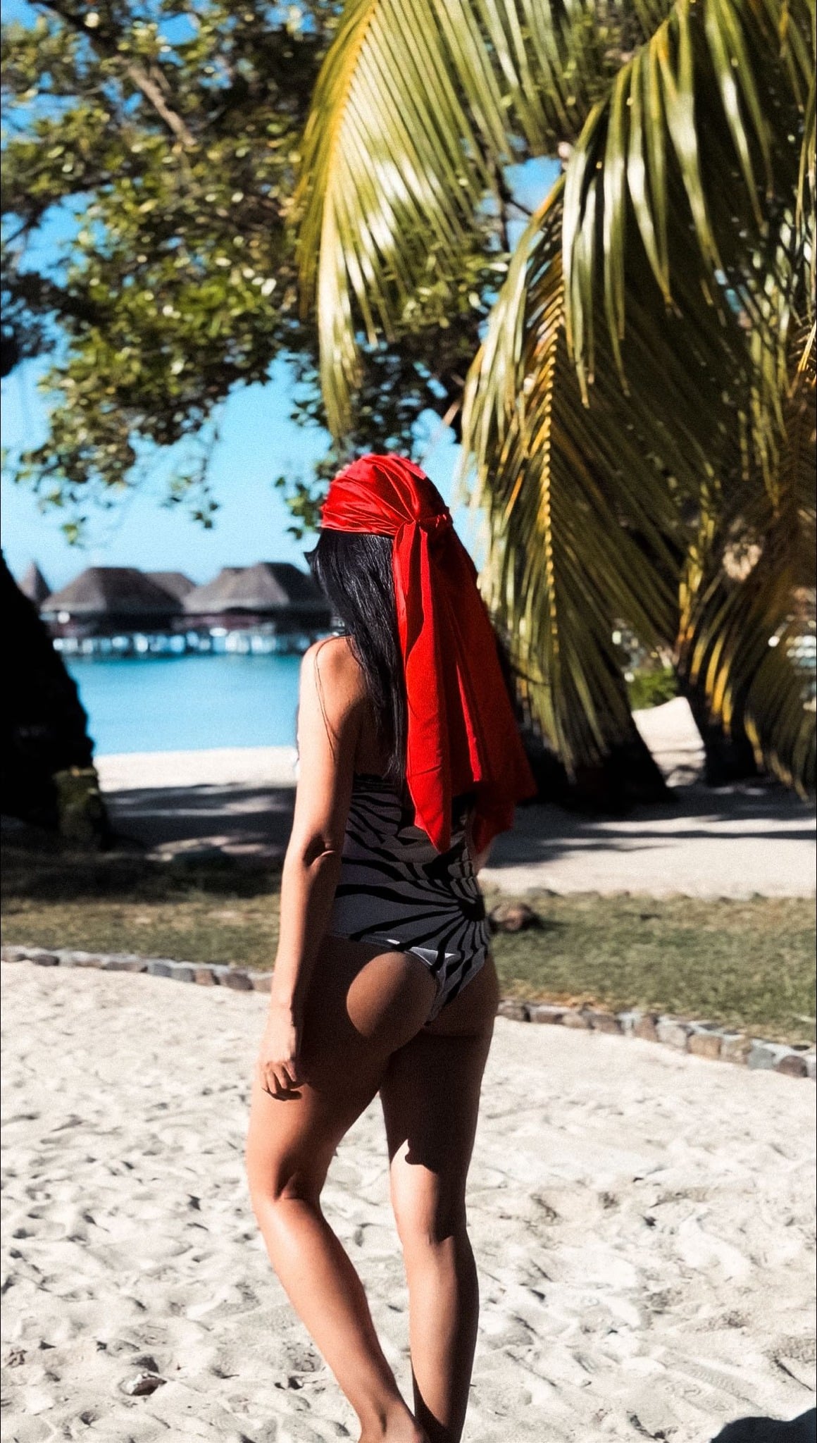 Cât a plătit Corina Caragea pentru o noapte de cazare în Bora Bora. „Nu că nu mi-a plăcut, dar mă așteptam să fie totul accesibil la tot pasul”