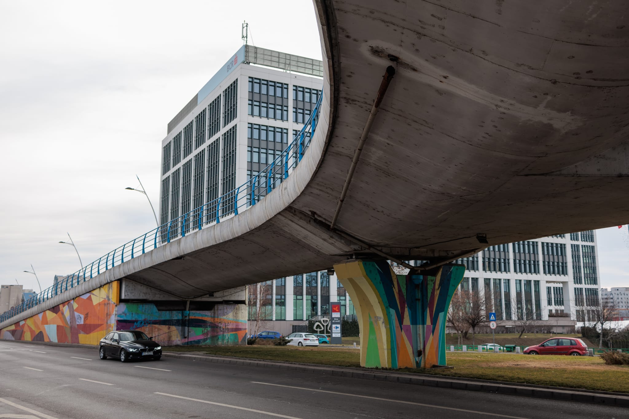 Pasajul Basarab înghite încă 21 de milioane de euro pentru reparații, la 15 ani după inaugurare