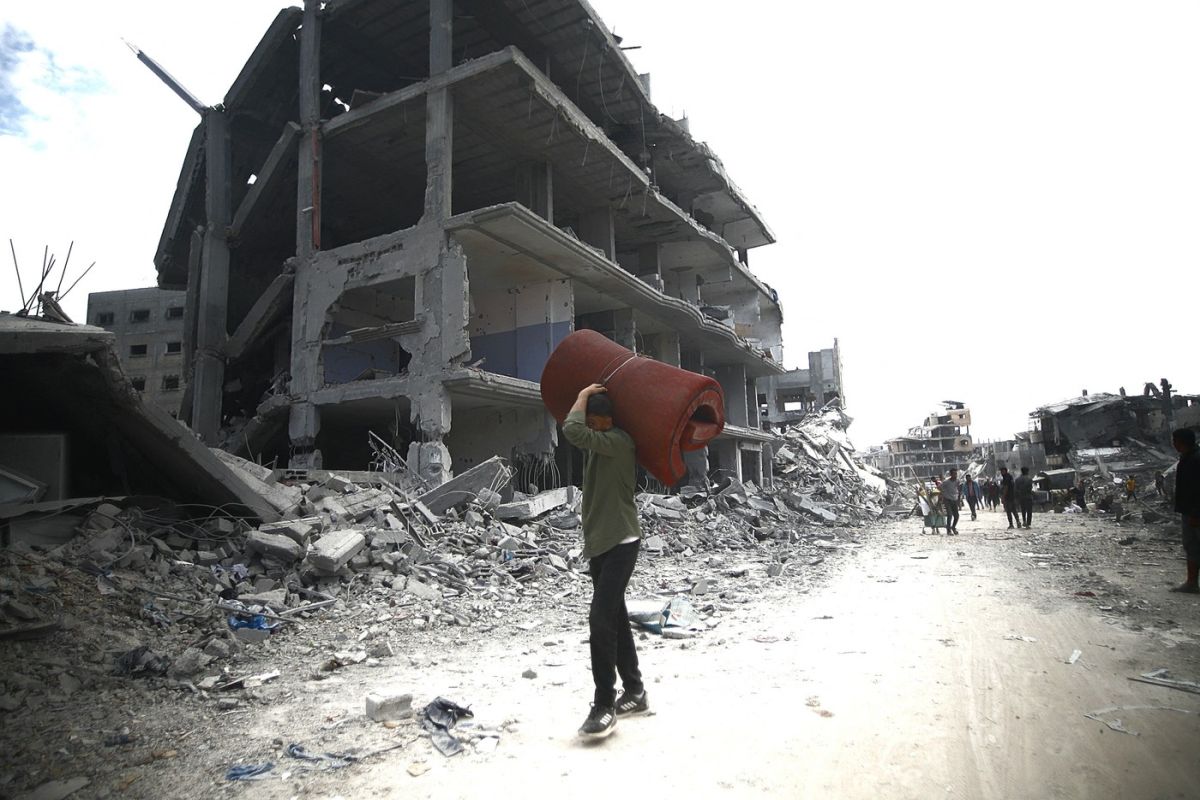 „Nu a mai rămas nimic”. Civilii au găsit un oraș în ruine la întoarcerea în Khan Younis după retragerea armatei israeliene