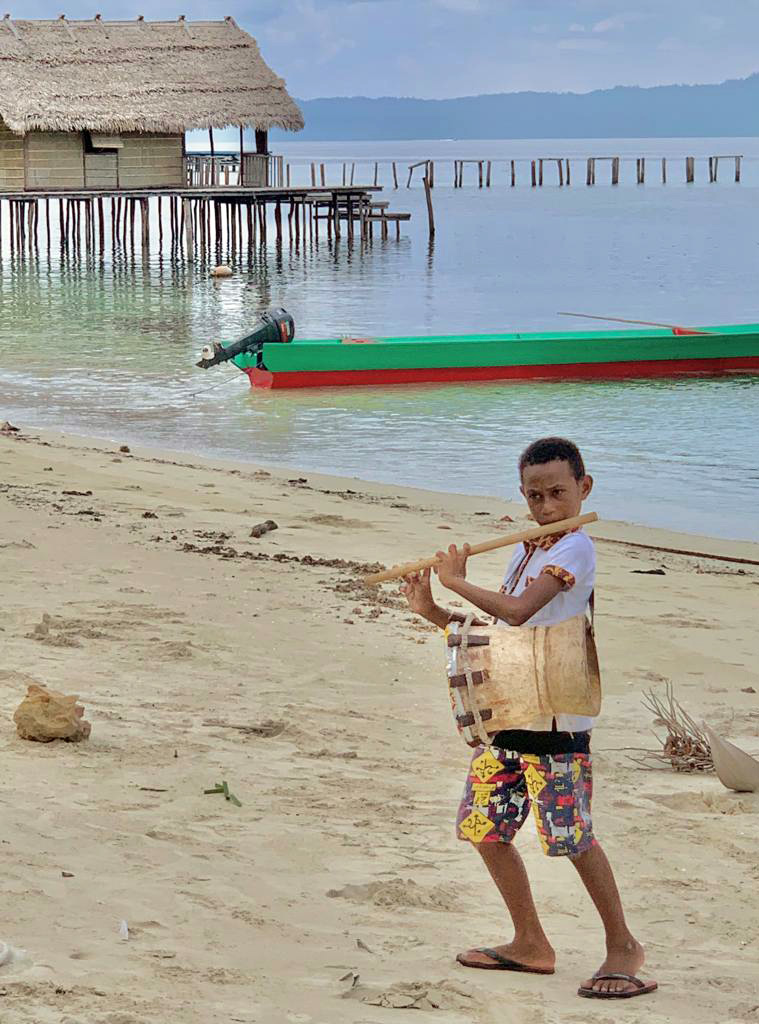 Cum să combini două experiențe total diferite în Indonezia. Ponturi de vacanță de la Dragoș Stanca, expert media și pasionat de scufundări