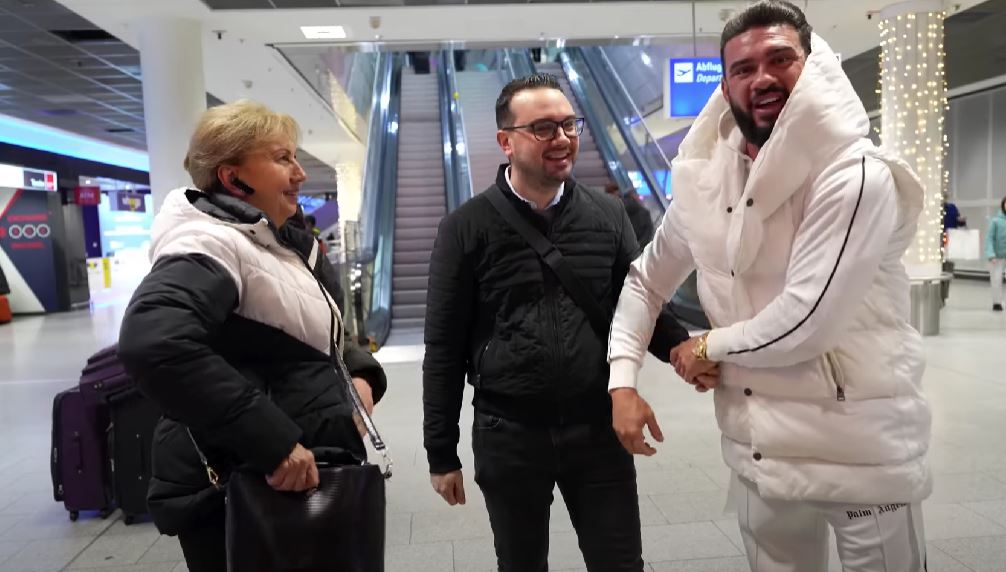 Cu cine și-a petrecut Dorian Popa Crăciunul, după despărțirea de Claudia Iosif: „Cel mai frumos cadou de la Dumnezeu este că suntem împreună și sănătoși”
