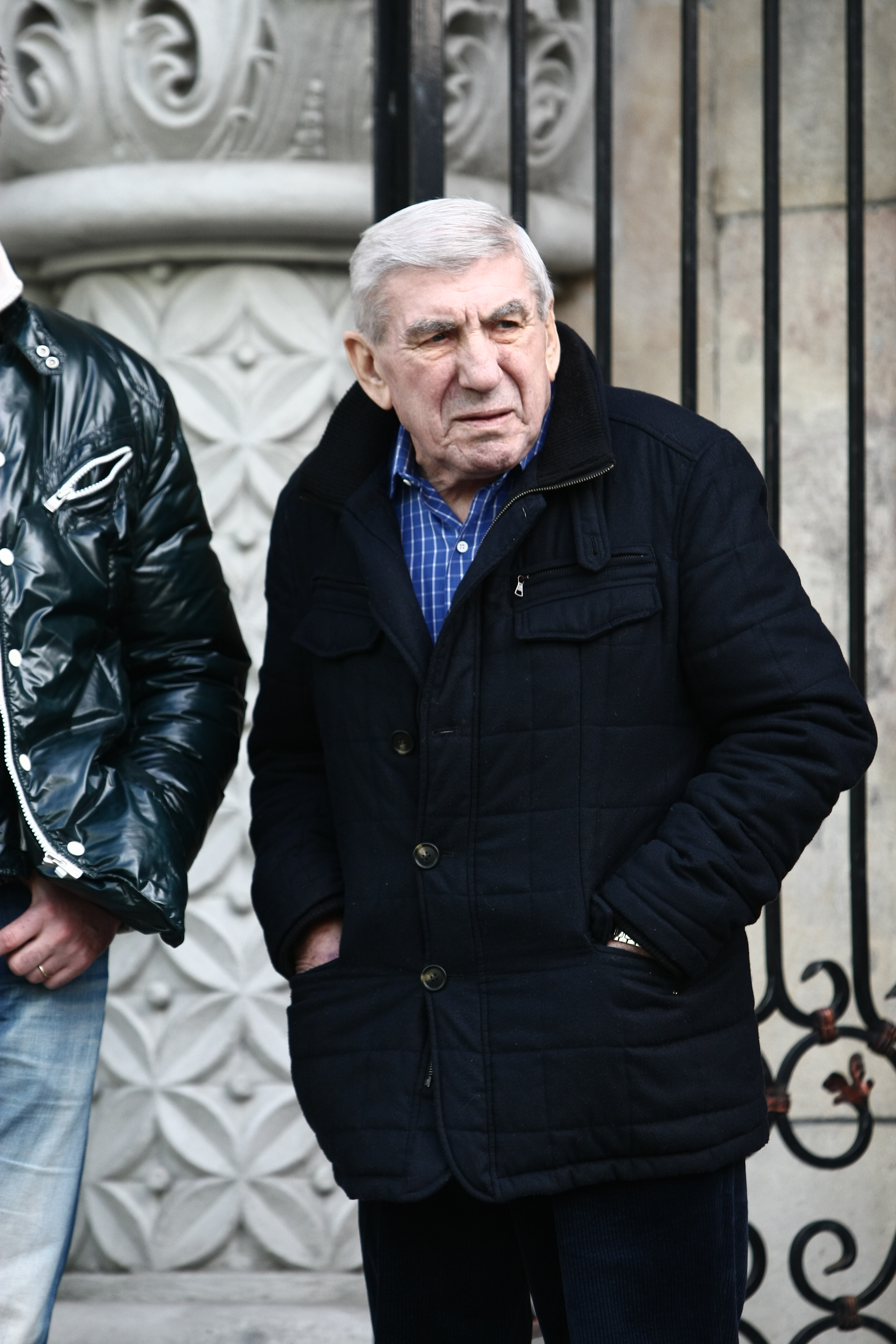 A murit Culae Lupescu. Tatăl lui Ionuț Lupescu va fi înmormântat sâmbătă. A plecat cu oful că nu a avut nepoți de la Ionuț și că a fost înjurat în Giulești / GALERIE FOTO