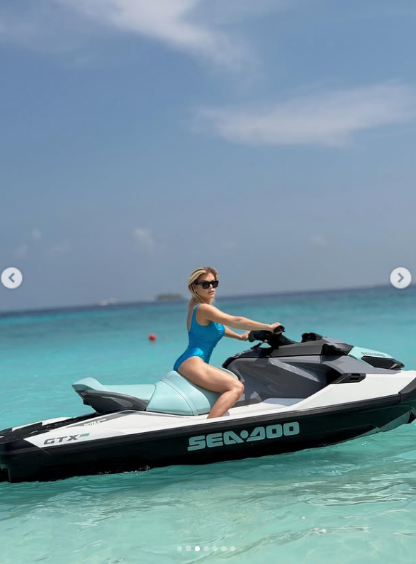Loredana Groza a încins atmosfera în Maldive. Imagini provocatoare cu artista. „Nu înțeleg ce este cu pozițiile astea așa vulgare”
