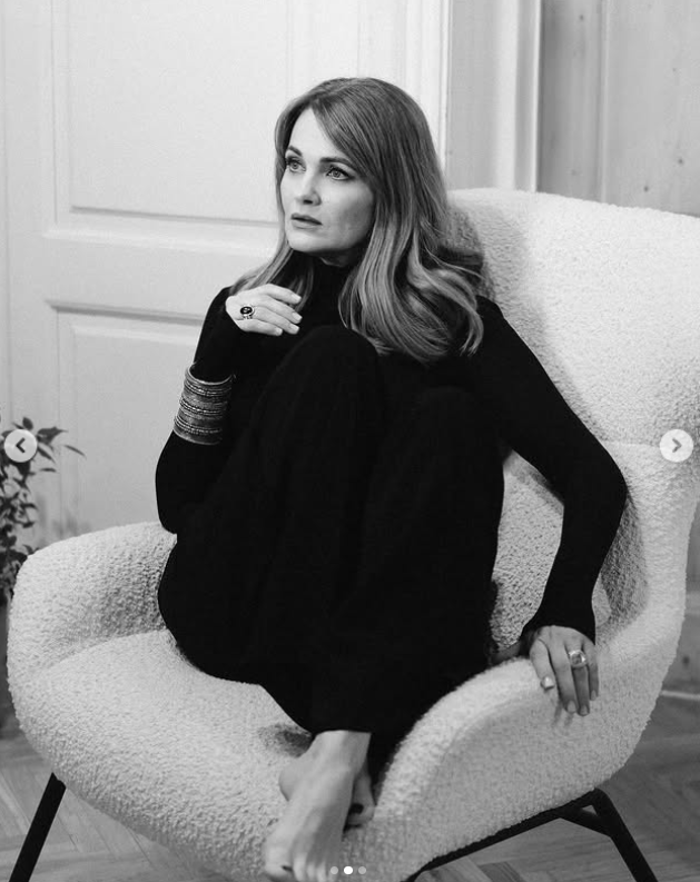 Ședința foto uimitoare făcută de Elvira Deatcu la 53 de ani. „Pe la 30-40 de ani n-aș fi cutezat să mă afișez așa goluță”