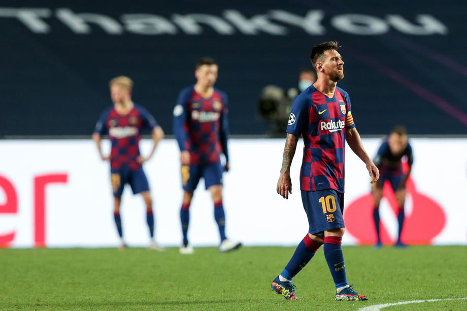 FOTO | 10 fotografii care arată modul în care a fost umilită Barcelona aseară de Bayern Munchen. Imaginea virală cu Messi din vestiar