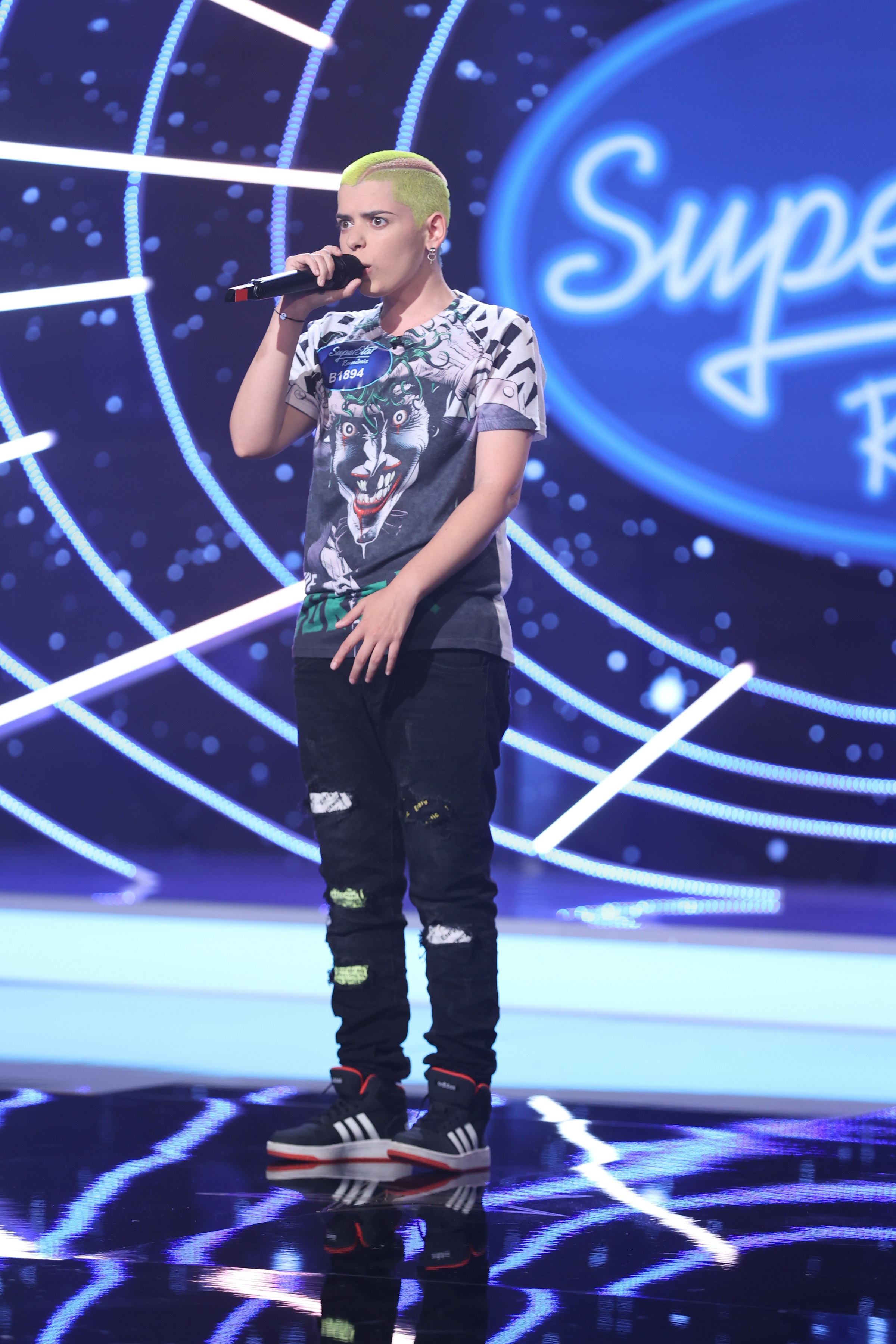 „SuperStar România”- sezonul 1. S-a încheiat etapa semifinalelor și urmează live-urile