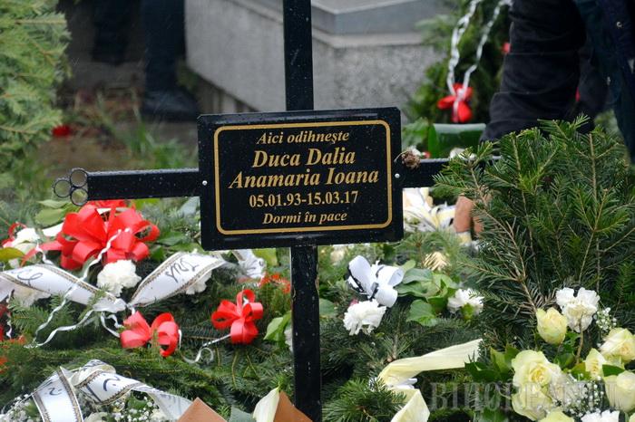 UPDATE / Criminalul din Oradea a murit, după ce s-a aruncat de la etajul 4. Ce au descoperit anchetatorii în apartament