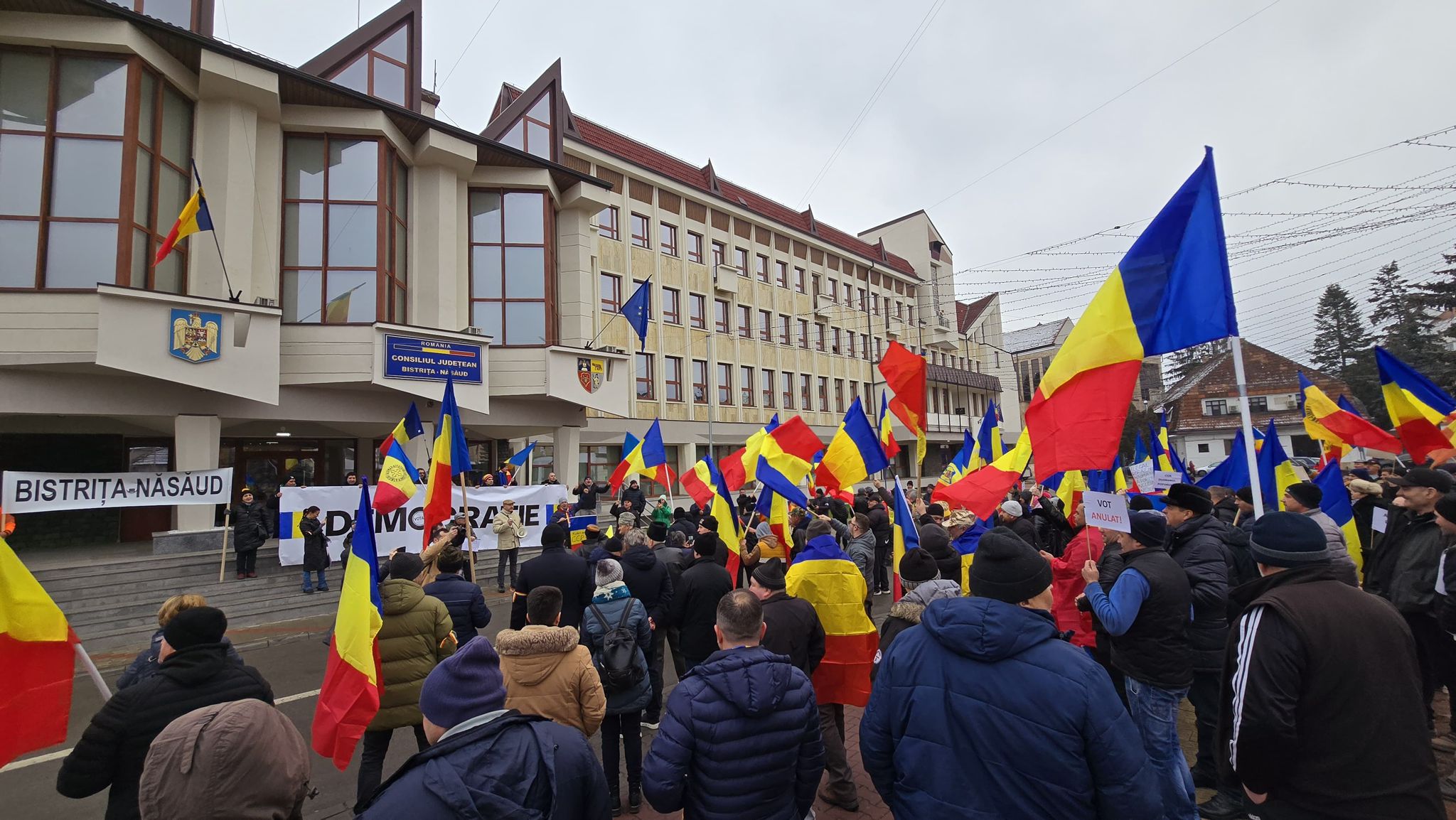 Proteste AUR în București și în țară, după ce Călin Georgescu a pierdut definitiv procesul prin care cerea reluarea alegerilor prezidențiale
