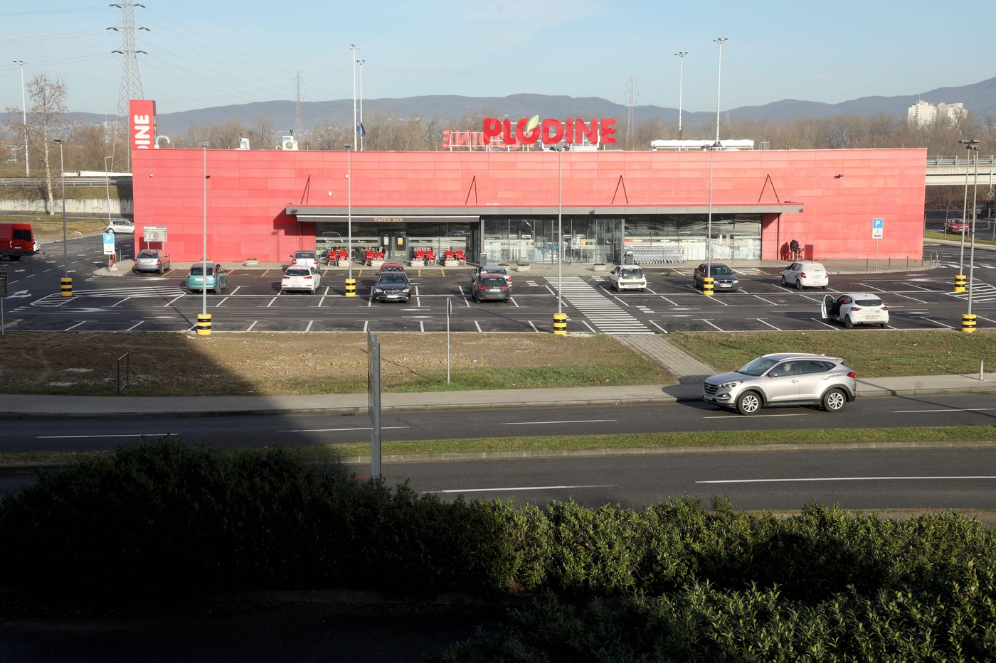 Lidl, Kaufland și alte supermarketuri boicotate de clienți, din cauza prețurilor „nejustificat de mari”, peste tot în Balcani: „Zgomot asurzitor de marketing despre reduceri”