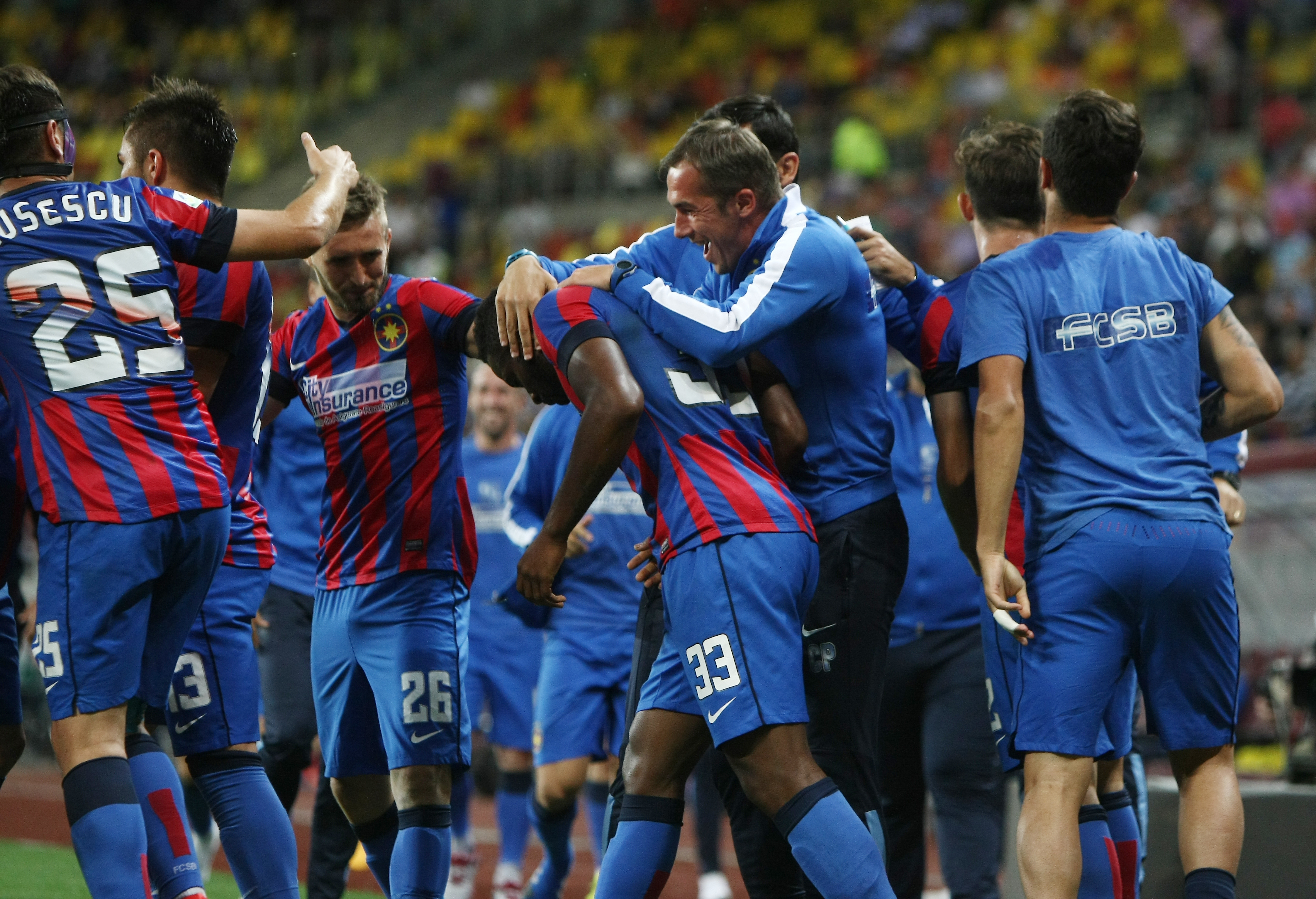 ASTRA - ASA 3-1 şi STEAUA - FC BOTOŞANI 2-0. Rocada mare / VIDEO
