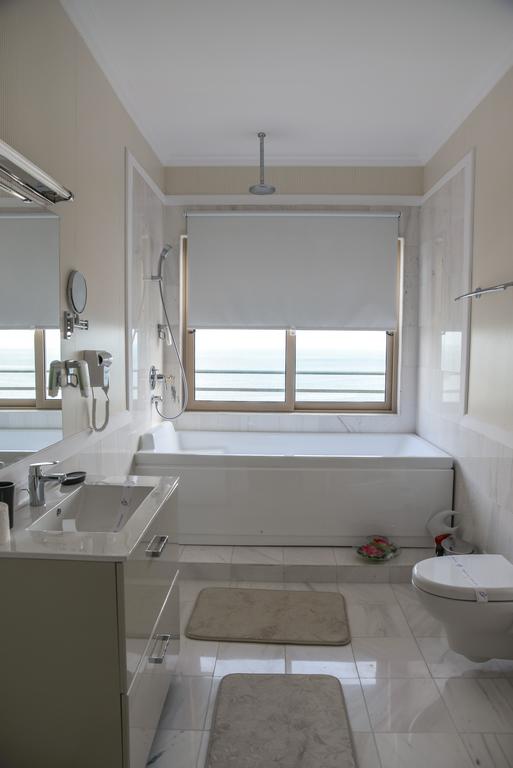 GALERIE FOTO/ Cele mai scumpe cazări la Neversea 2018. Cum arată apartamentul care costă aproape 1.000 de euro pe noapte