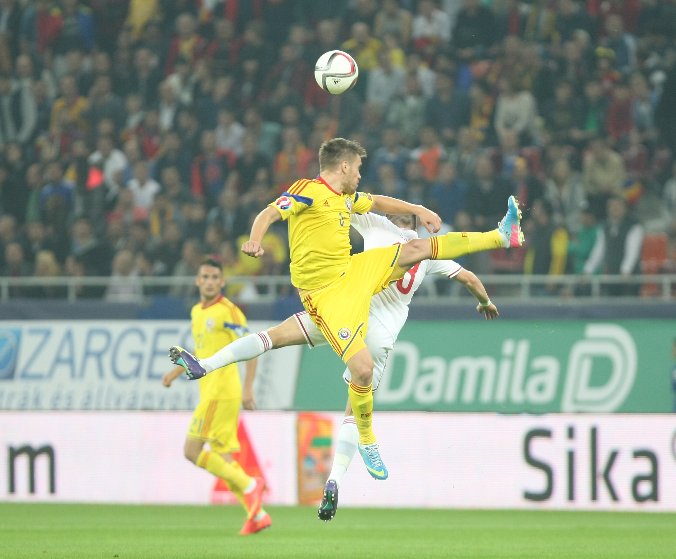 LIVE BLOG / FOTO&VIDEO. MECIUL ANULUI, ROMÂNIA - UNGARIA 1-1