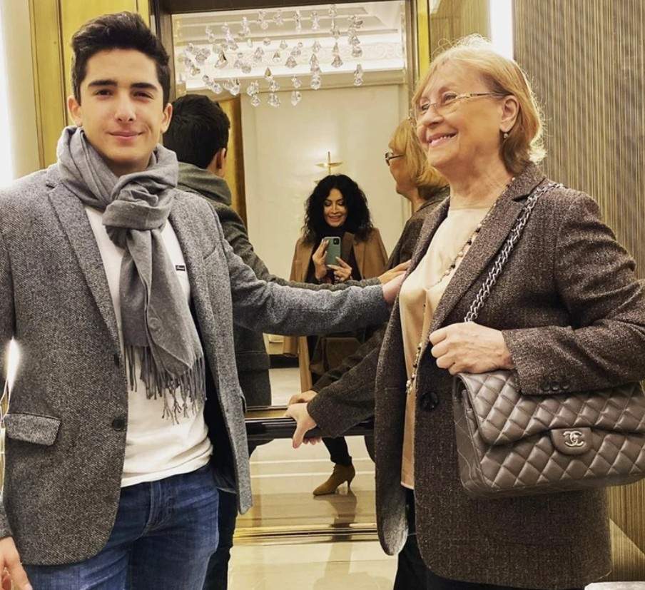 Mesajul transmis de Mihaela Rădulescu la înmormântarea mamei sale. Motivul pentru care fiul ei, Ayan, a lipsit