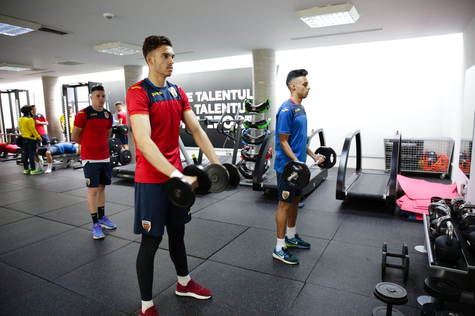 România U19 începe miercuri Turul de Elită. Tricolorii luptă cu Irlanda, Rusia și Azerbaidjan pentru calificarea la Euro 2019 | VIDEO