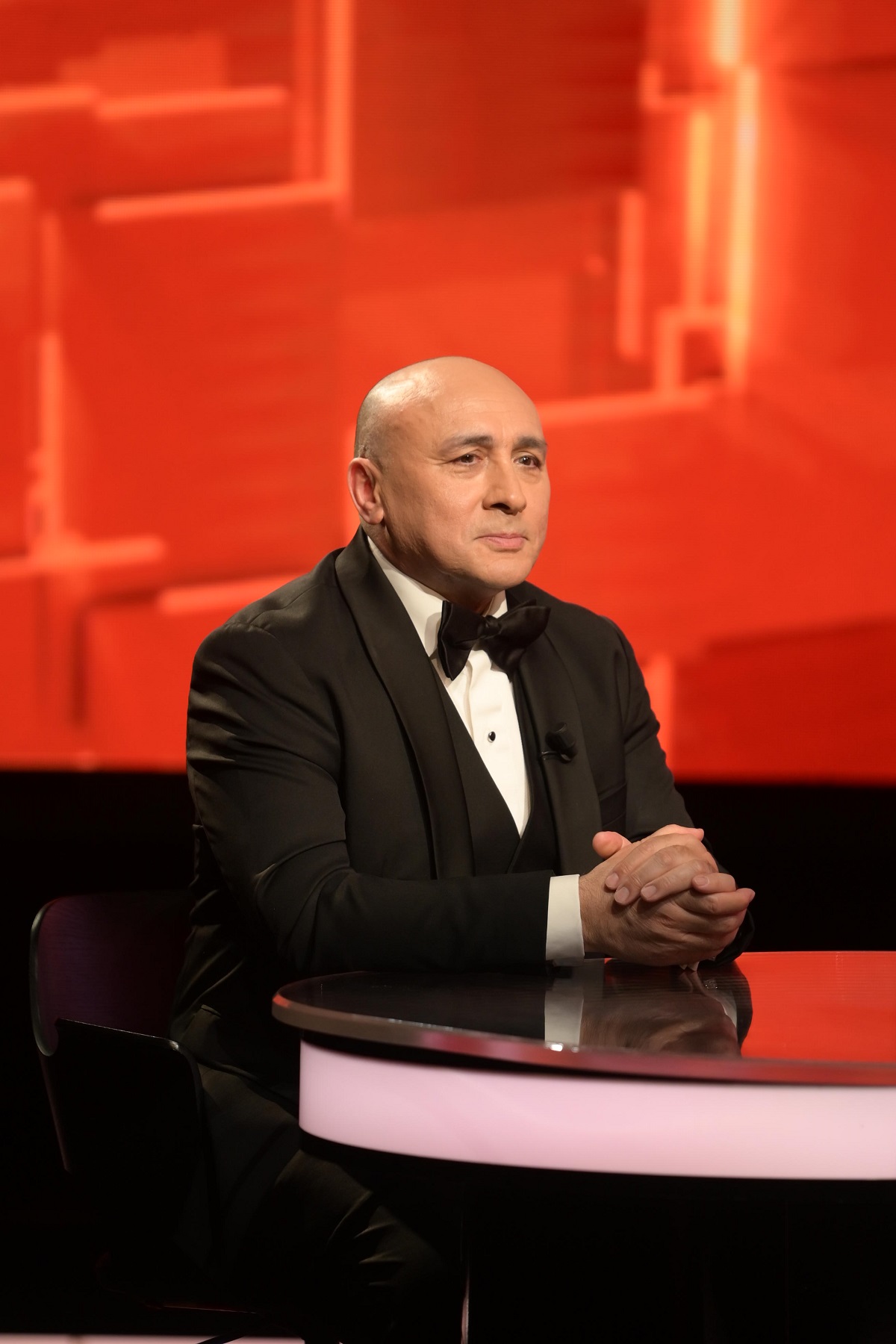 Câți bani câștigă Marcel Pavel la o nuntă. Cântărețul e foarte dorit: „Am fost solicitat să cânt la o nuntă sârbească, mi-au trimis elicopter”