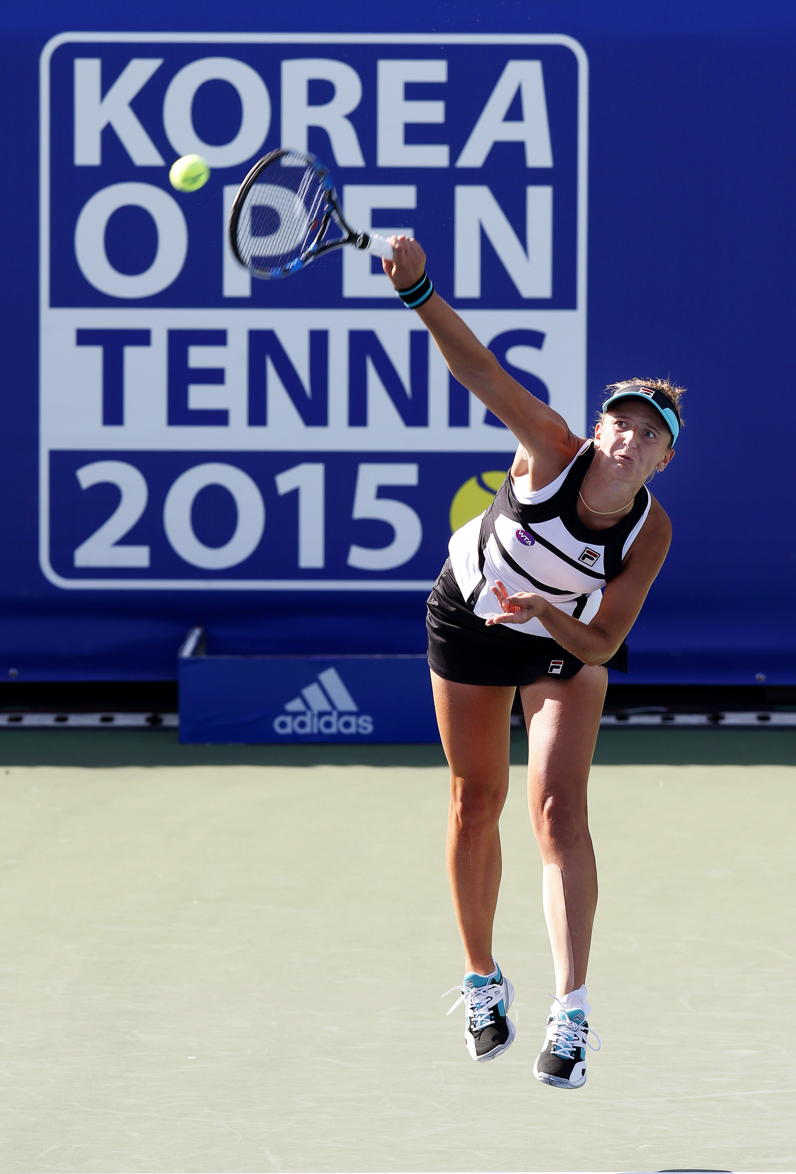 Irina Begu a câștigat la Seul al doilea titlu WTA, după Tașkent 2012! În finala Korea Open, românca a rezolvat meciul într-o oră, 17 minute și 42 de secunde/ FOTO