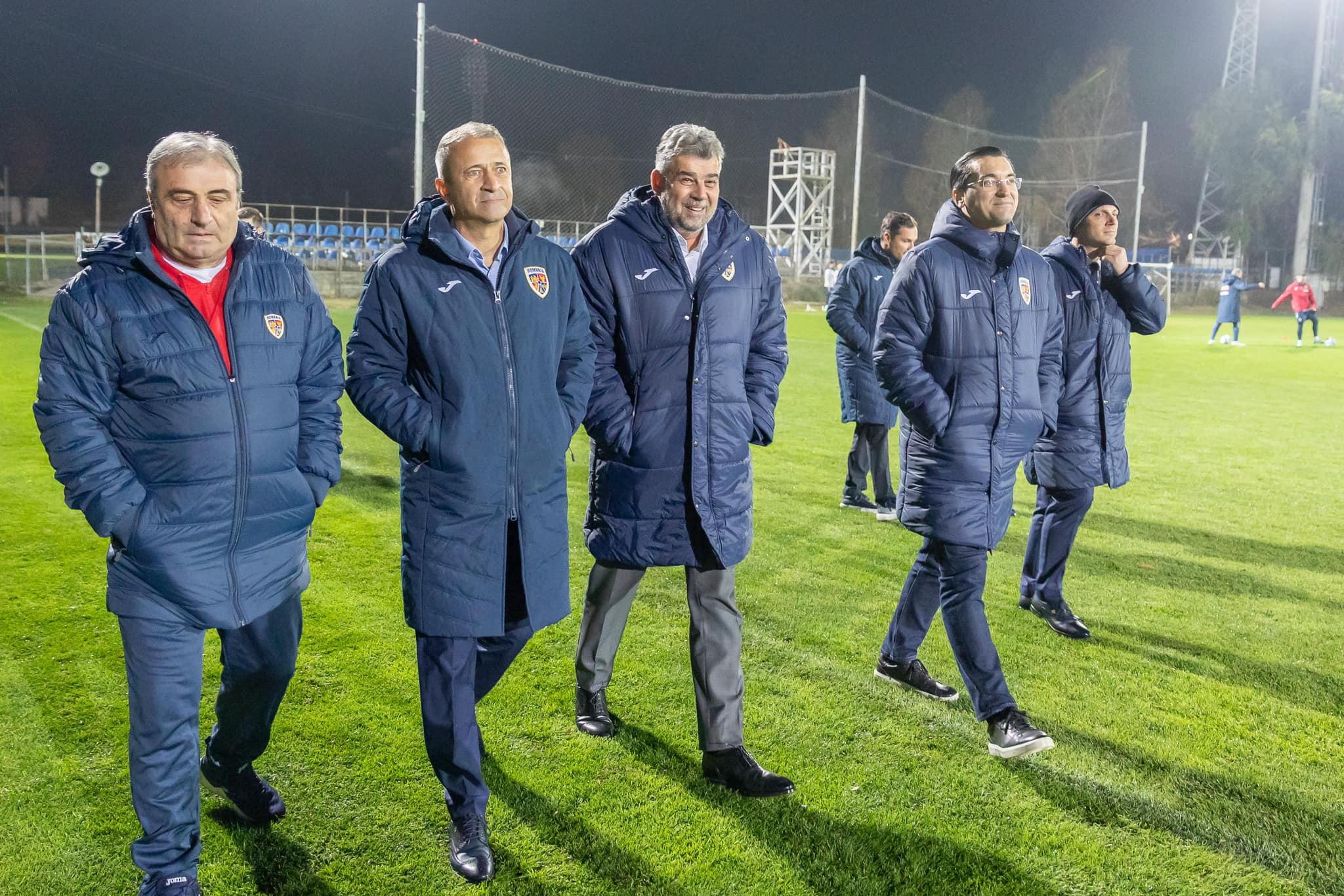 Marcel Ciolacu a venit la antrenamentul naționalei României înaintea partidei cu Elveția