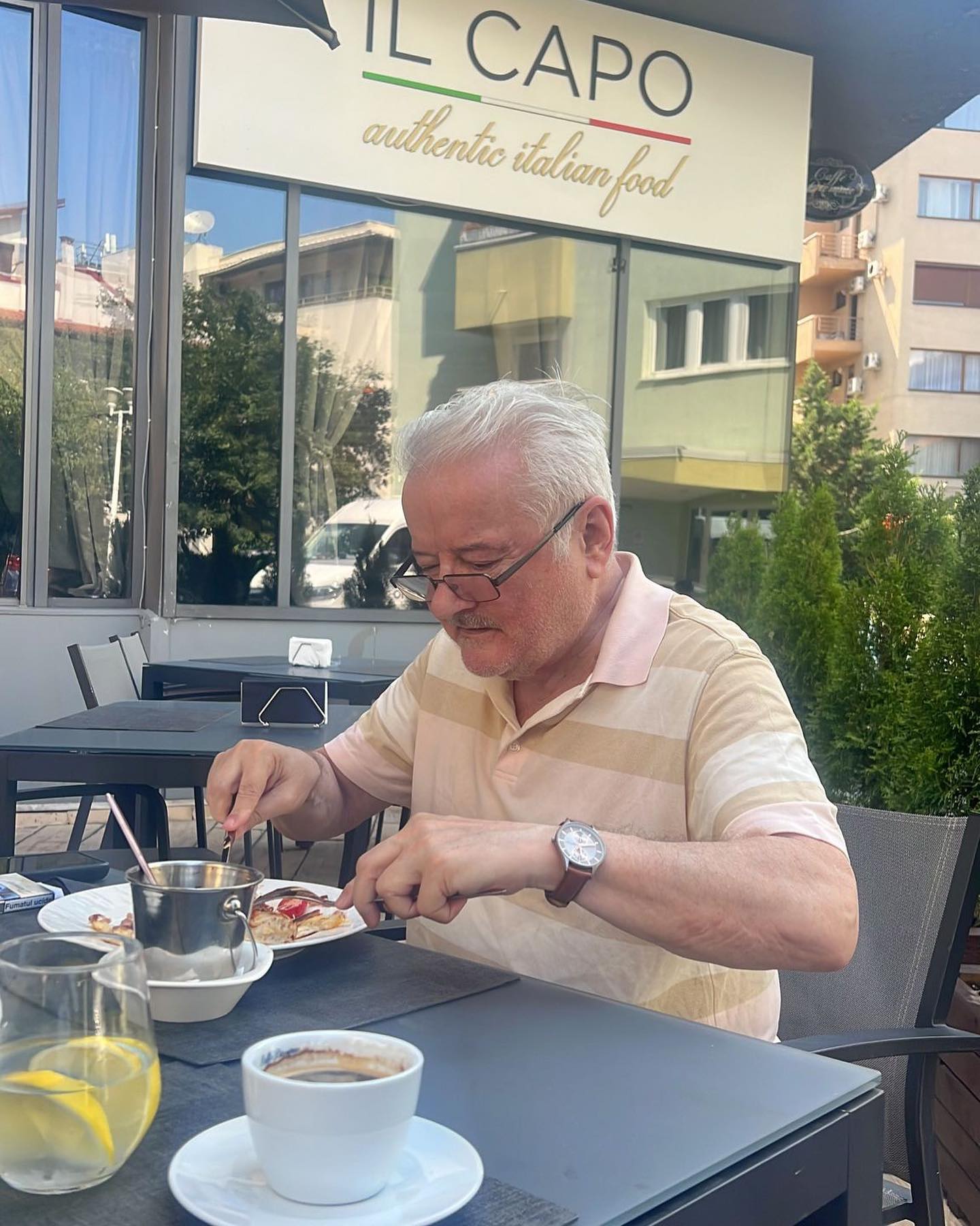 Irinel Columbeanu a dezvăluit ce făcea când mergea la Paris cu Monica Gabor: „Făceam multe în acele vremuri”. Cine îl ajută acum cu banii