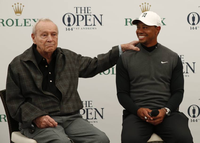 A murit jucătorul de golf Arnold Palmer. Americanii, în frunte cu Obama, îl plâng pe ”Rege” / GALERIE FOTO