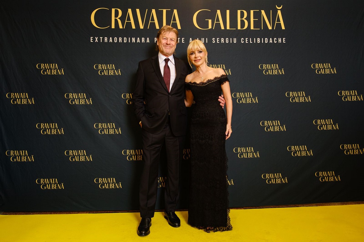 Tim Burton, invitat special la premiera filmului „Cravata Galbenă”. Declarațiile regizorului: „Voi avea mereu o legătură romantică cu România”
