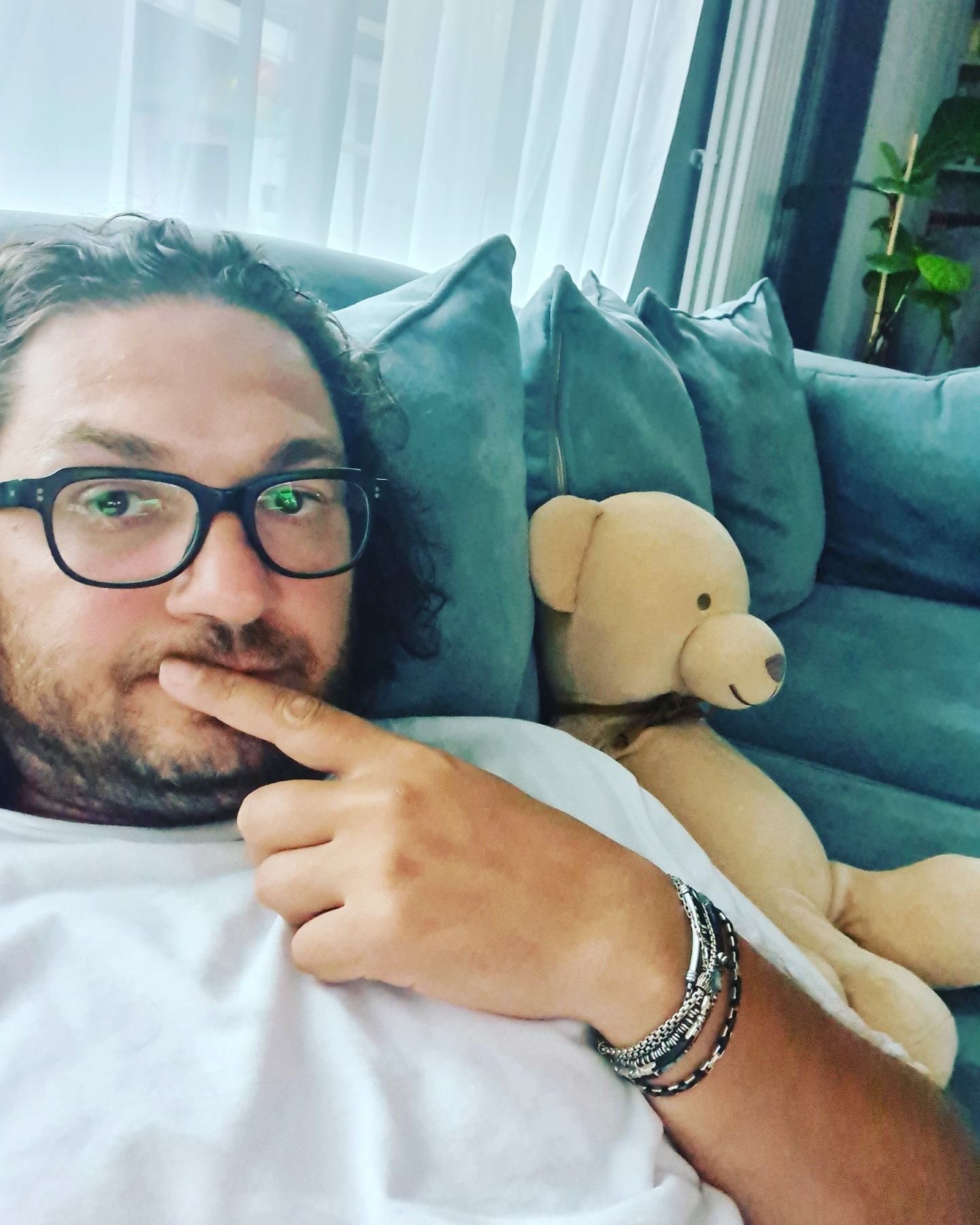 De ce a dat-o Antena 1 în judecată pe soția lui Florin Dumitrescu. Motivația care apare în dosar: Se cer despăgubiri de 500.000 de lei