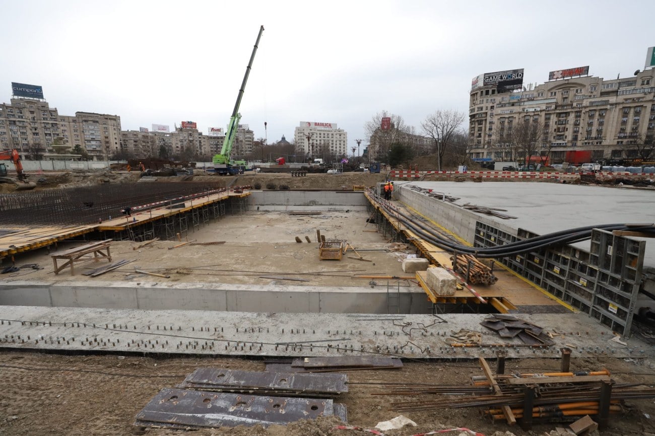 Daniel Băluță anunță când se redeschide traficul în zona Hanul lui Manuc din București. Lucrările la Planșeul Unirii au ajuns la 50%