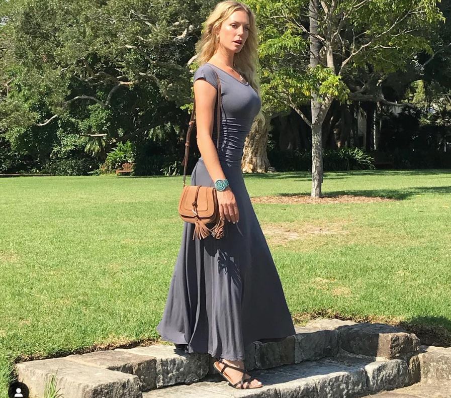 FOTO | Celebru model internațional găsit mort în casă. Pictorialele cu ea goală au făcut înconjurul lumii