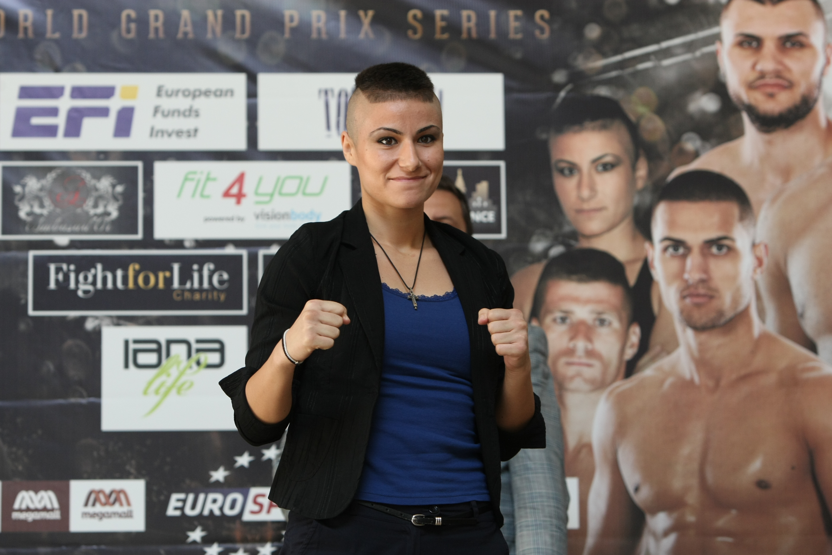 Luptătorii de la Superkombat București au trecut cu bine de proba cântarului oficial / GALERIE FOTO