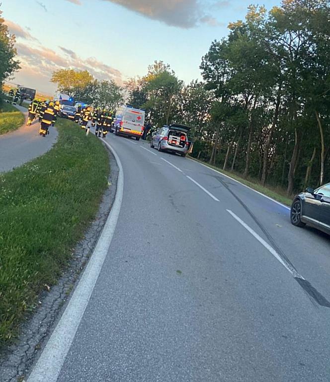 Un român a băgat 15 oameni în spital, când încerca să scape de polițiștii care-l urmăreau pe o șosea din Austria