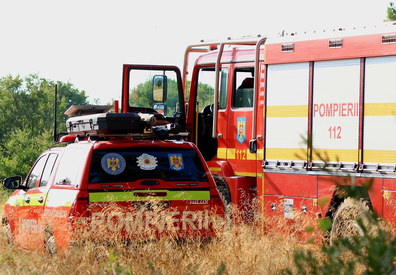Pompierii români se luptă cu incendiile din Franța. Emmanuel Macron a mulțumit României pentru sprijinul acordat
