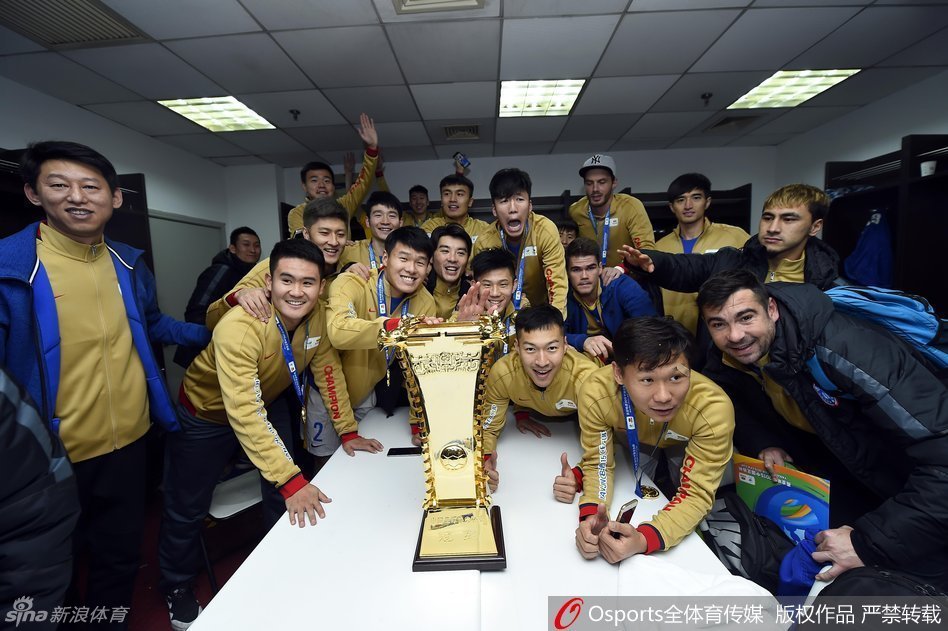 Dan Petrescu și Marius Constantin au cucerit Cupa Chinei. ^”Bursucul”, al doilea trofeu stagional / FOTO&VIDEO