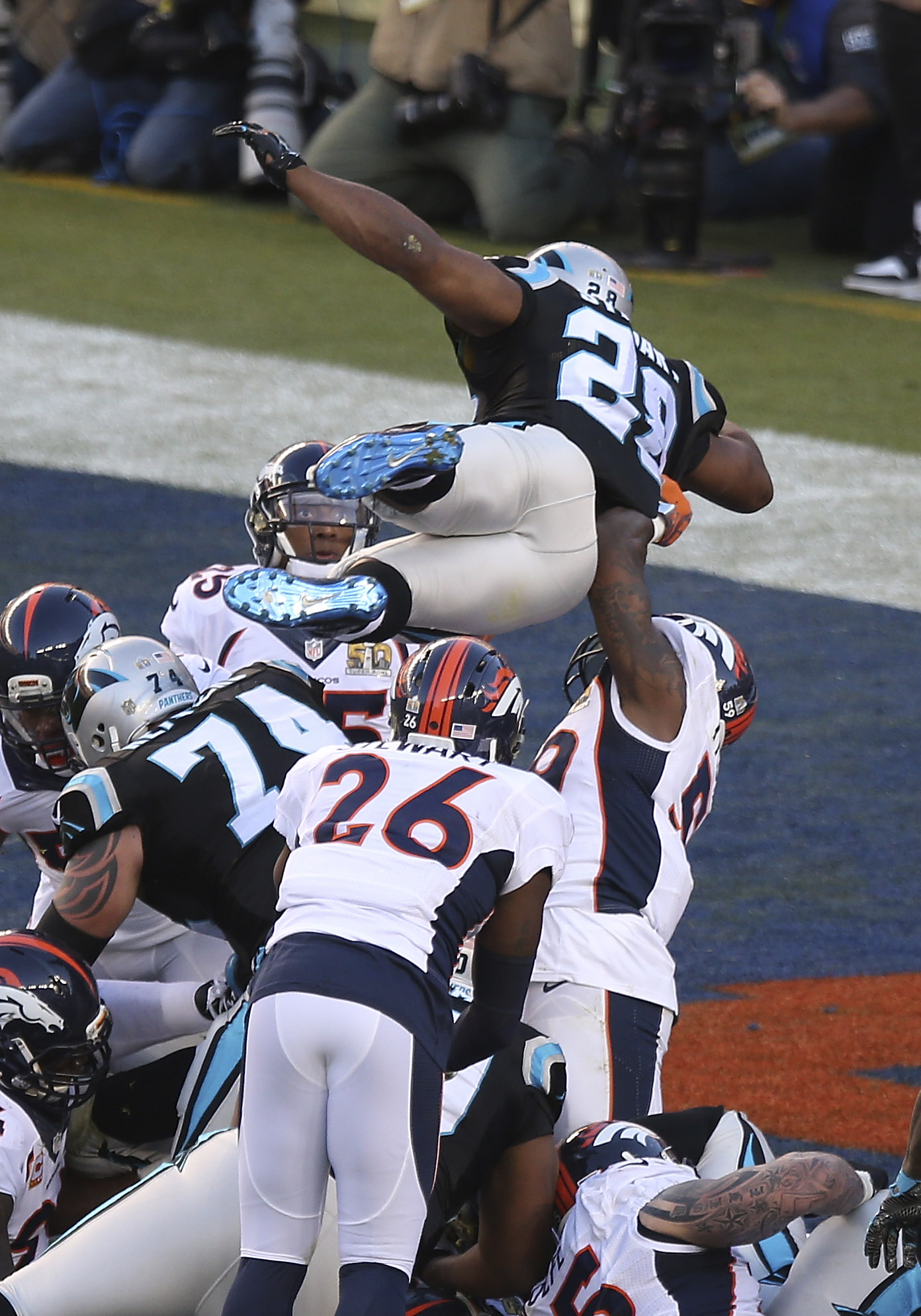 Denver Broncos a câștigat Super Bowl 50, ^după o finală de vis cu Carolina Panthers / GALERIE FOTO&VIDEO
