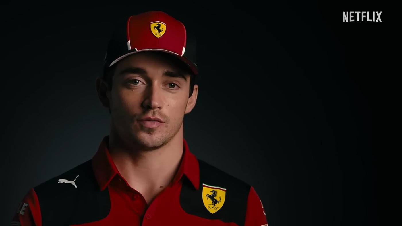 O mașină Dacia apare în documentarul Netflix despre Formula 1: Cum a fost posibil. Și Iuliana Pepene de la Antena 1 poate fi văzută în „Drive to Survive”