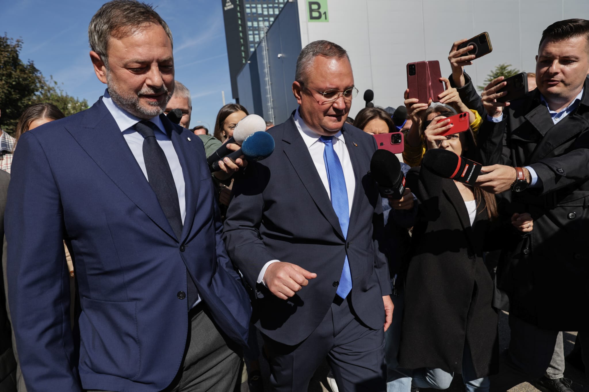 Nicolae Ciucă şi-a depus candidatura la alegerile prezidenţiale: „România are nevoie de o viziune de dreapta”