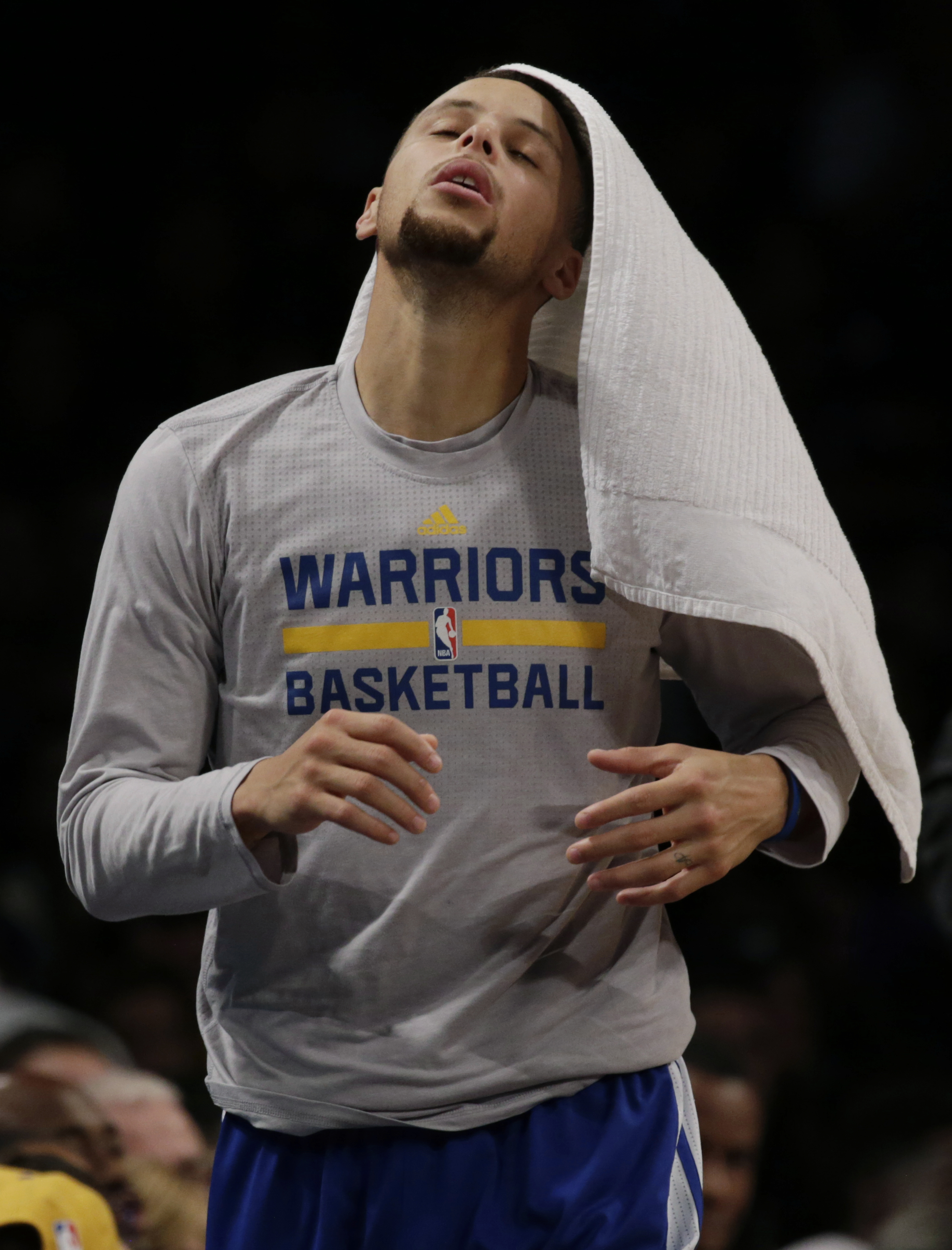 ”Monștrii” de la Golden State Warriors nu pot fi opriți: 44 de puncte într-un singur sfert!