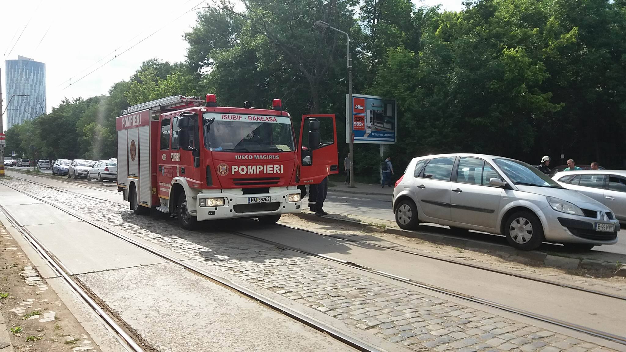 Accident în nordul Capitalei. Se circulă pe un singur fir în zona Pipera / FOTO