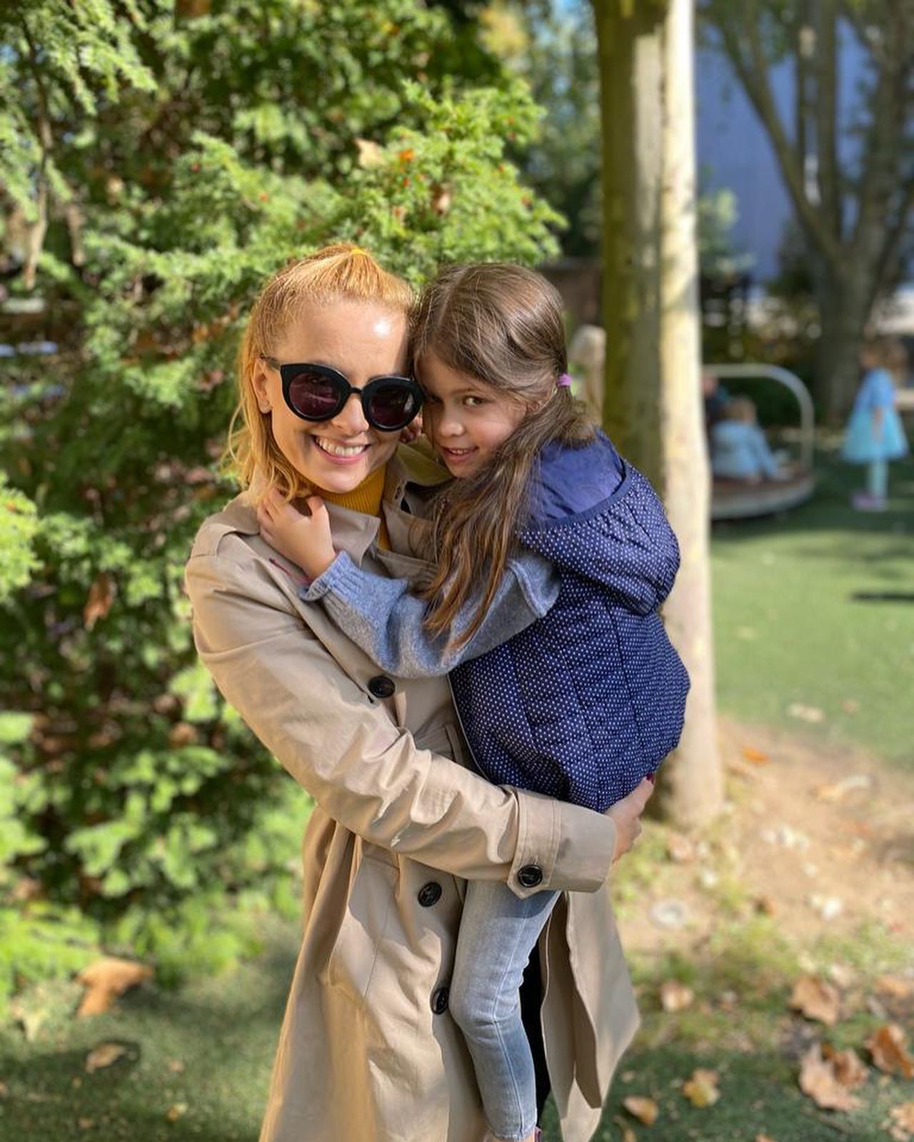 Simona Gherghe a postat o imagine cu testele de sarcină: „O veste care a venit după o lungă și dureroasă așteptare”. Reacția Mirelei Vaida