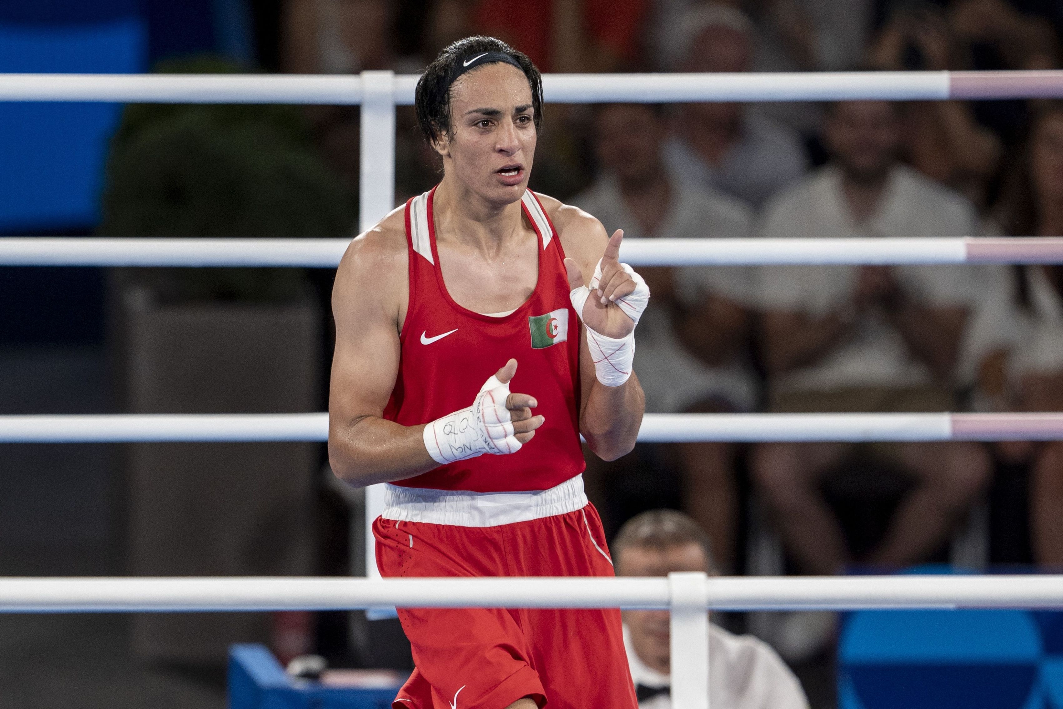 Schimbarea de look a pugilistei algeriene Imane Khelif, suspectată că este bărbat, după câștigarea aurului olimpic: „Feminină și frumoasă” | VIDEO
